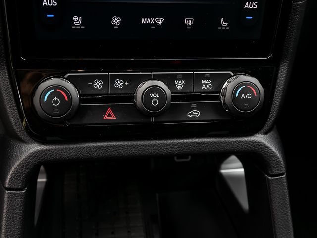 Ford Ranger Wildtrak 2.0 e-4WD Doppelkabine Leder Nav