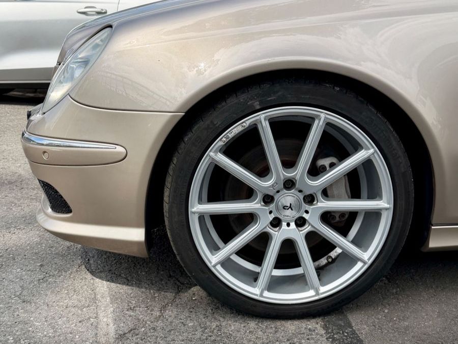 Fahrzeugabbildung Mercedes-Benz E 500 AMG Paket ab Werk Designo