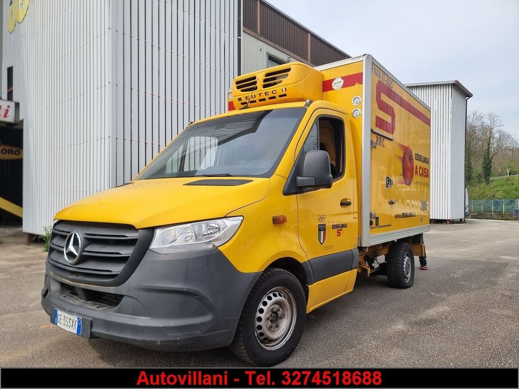 Image of Mercedes-Benz Sprinter