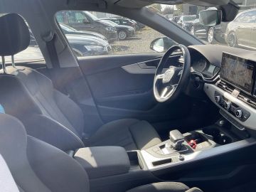 Audi A4 - 4