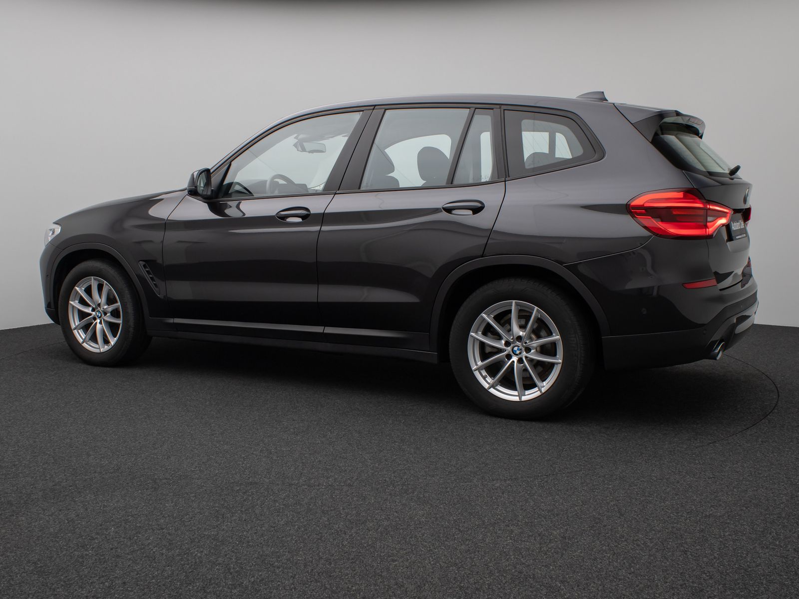Fahrzeugabbildung BMW X3 xD20d 360°HUD DAB HiFi AHK Komfort Alarm LED