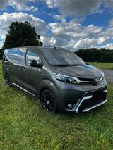 Toyota Proace Verso 2.0 D-4D L2 Executive 8 Stuf - silberne Toyota Proace (Verso)