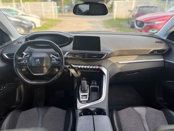 Peugeot 5008 - 8