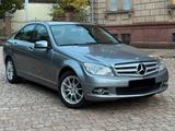 Mercedes-Benz C 230 AVANTGARDE 1. Hand - Mercedes-Benz C 230: Limousine