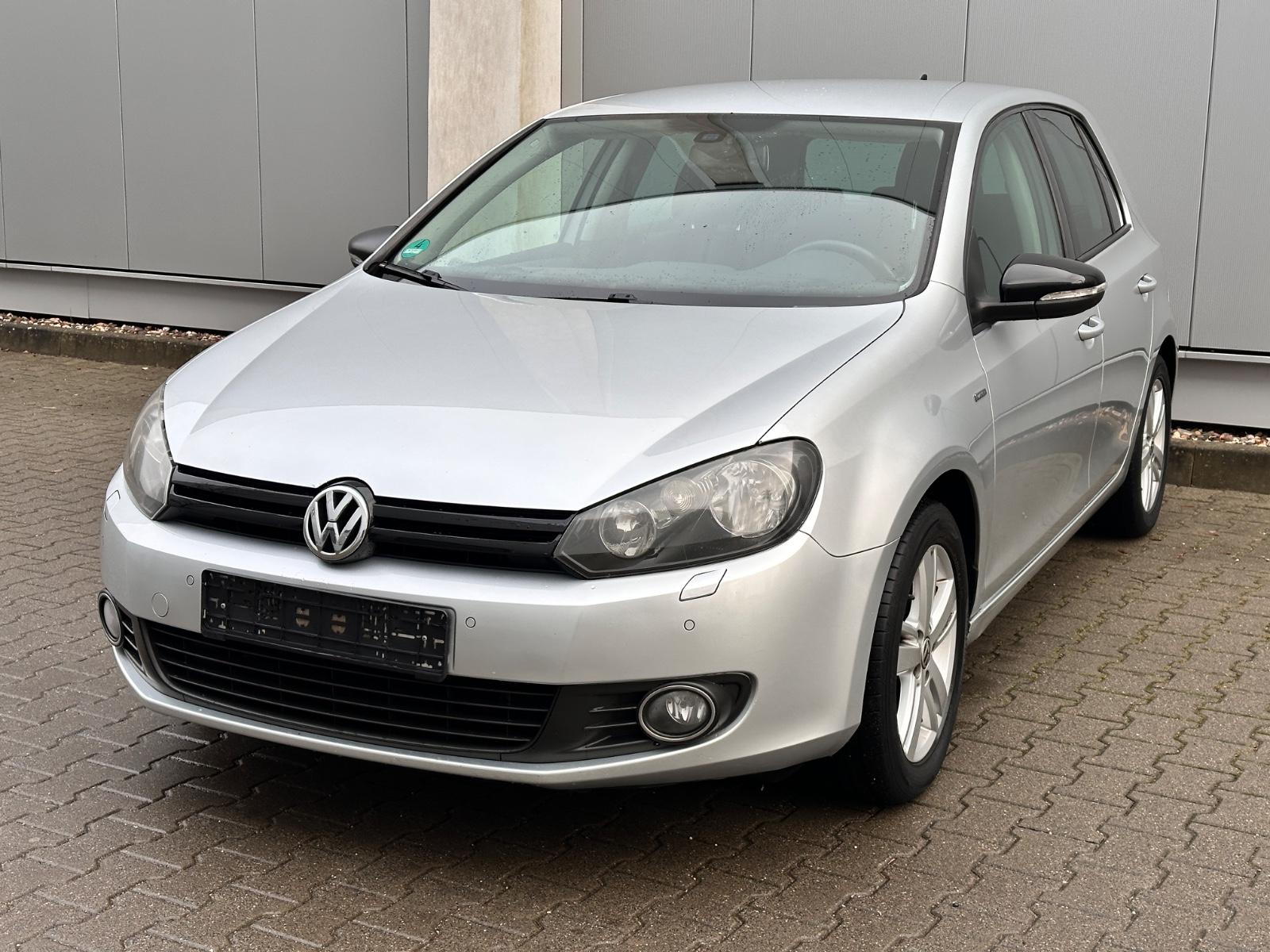 Volkswagen Golf VI Match/Navi/Tempomat/PDC/AHK/SHZ
