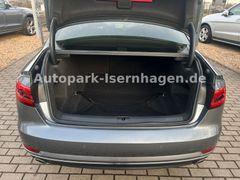 AUDI A4 2.0 TFSI S-Tronic design*Keyless*Leder*Xenon*