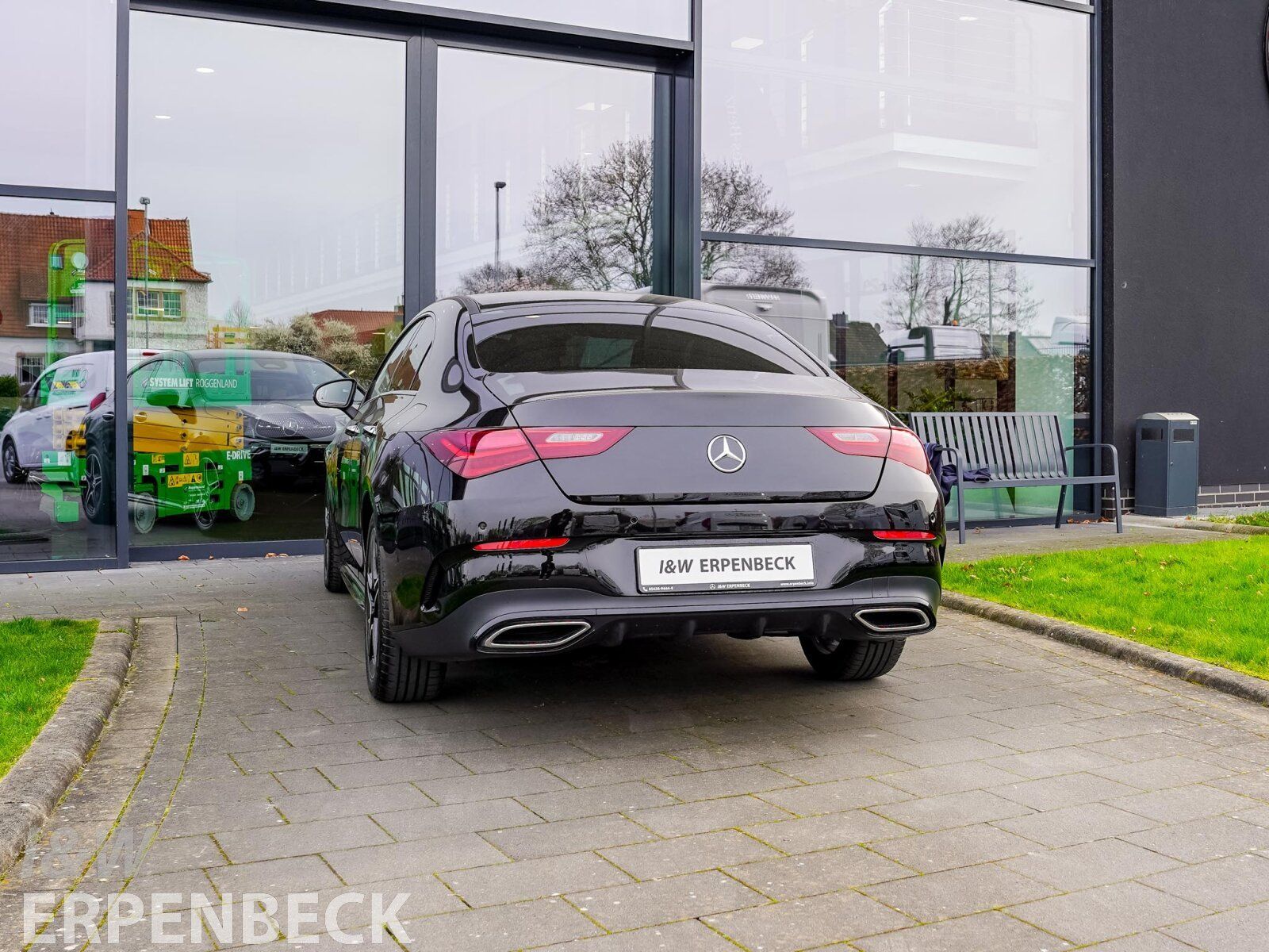 Fahrzeugabbildung Mercedes-Benz CLA 200 AMG Kamera Keyless LED Night Totwinkell