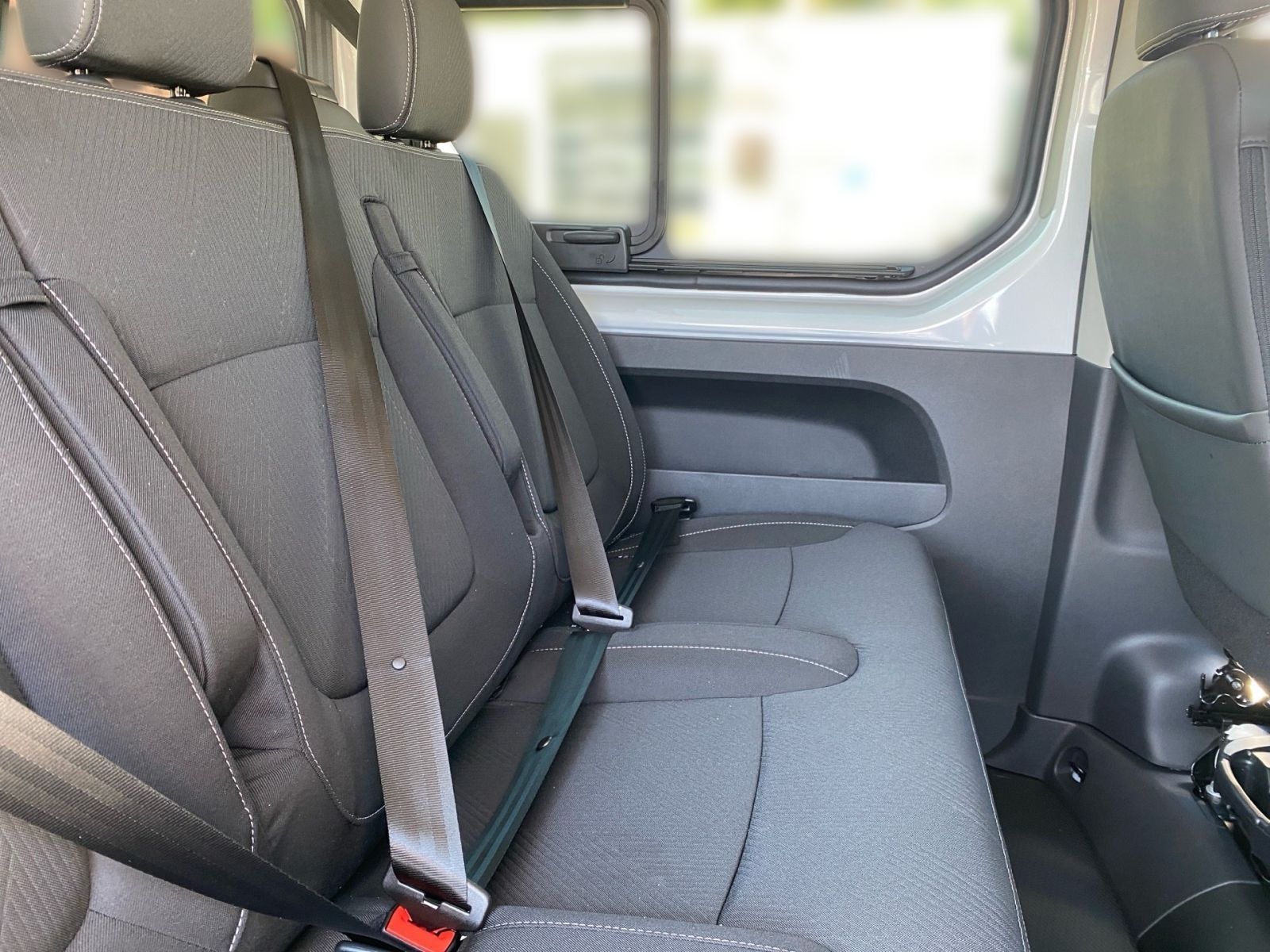 Fahrzeugabbildung Nissan Primastar Kombi L1H1 DCT9 Tekna*8-Sitzer*Design*