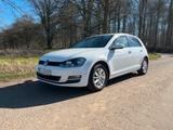 Volkswagen Golf 7 1.2 TSI | 1.Hand | Massage | Sitzhzg |PDC