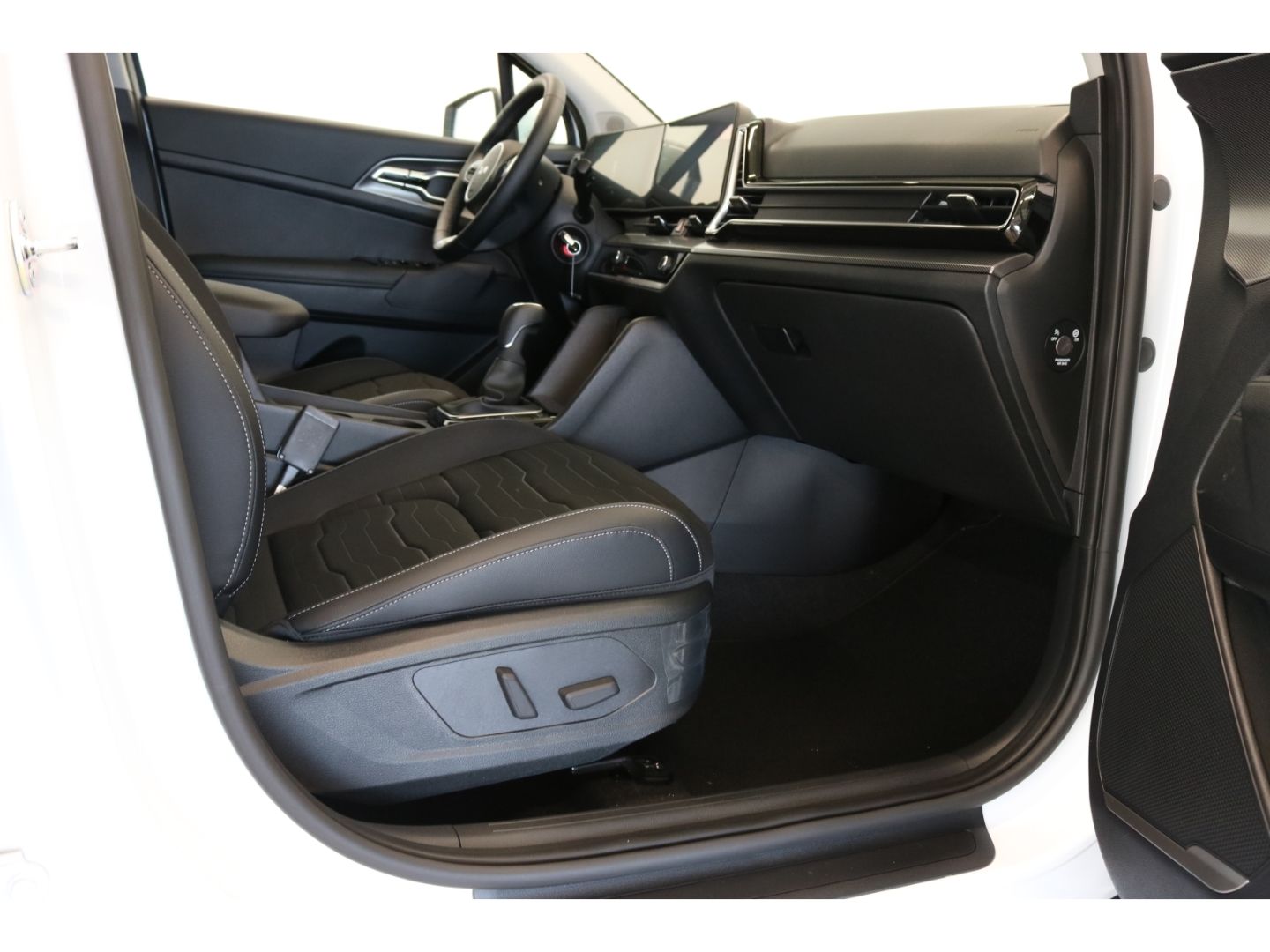 Fahrzeugabbildung Kia Sportage 1.6 T-GDI Vision Kamera,SHZv.+h. Navi