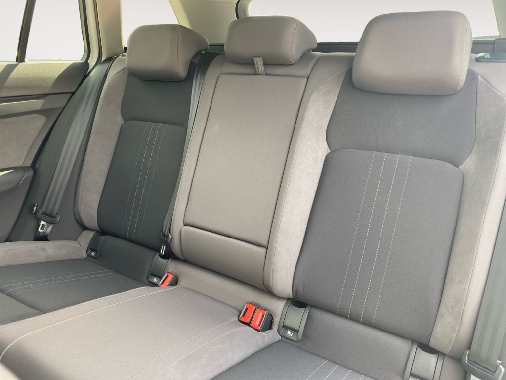 Fahrzeugabbildung Volkswagen Golf Variant 2.0 TDI 4Motion SCR DSG Alltrack