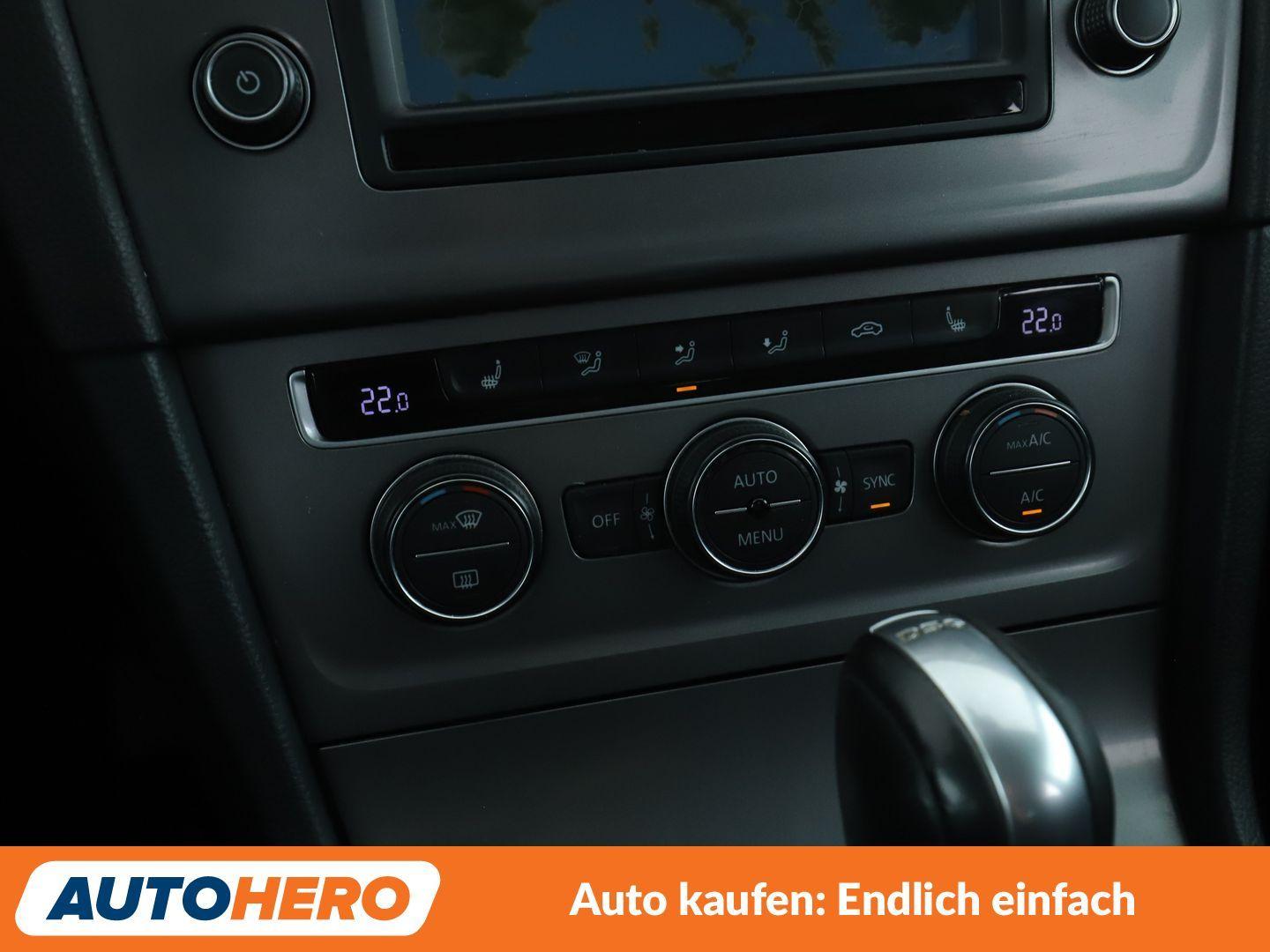 Volkswagen Golf VII 1.2 TSI Lounge Aut.*NAV*BI-XENON*TEMPO*