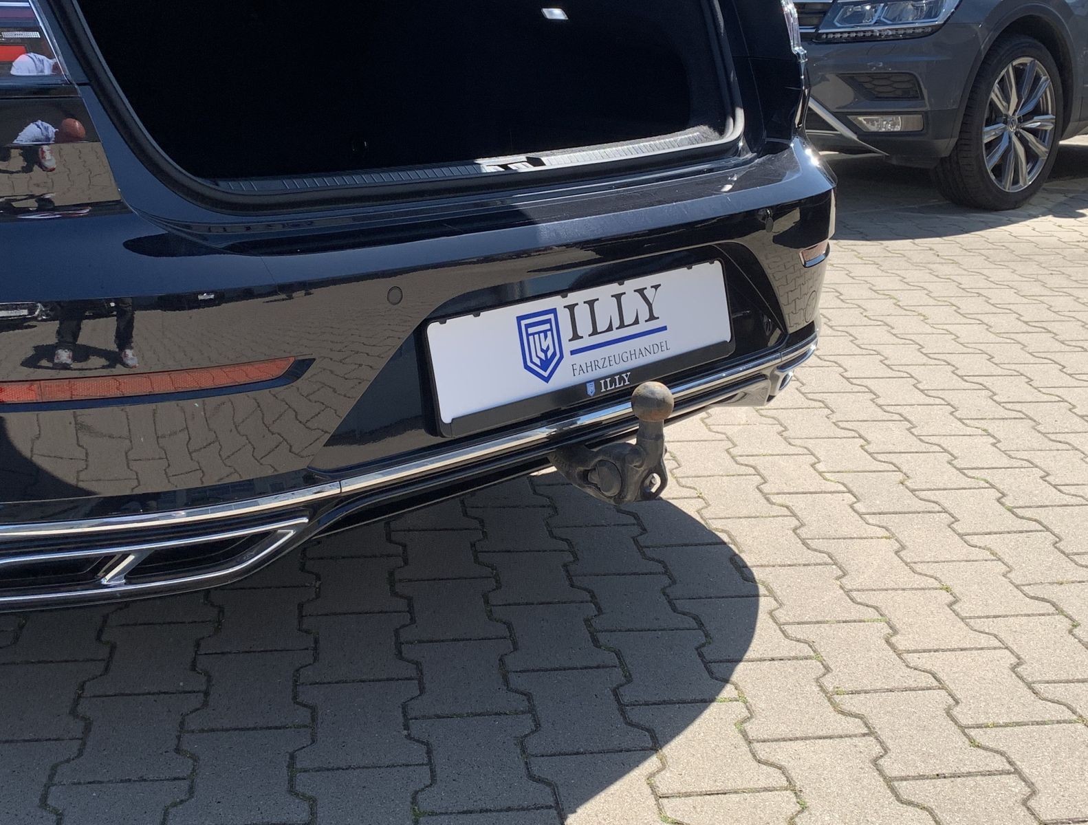 Fahrzeugabbildung Volkswagen Arteon Shooting Brake 2.0 TDI*R-Line*AHK*Cam*