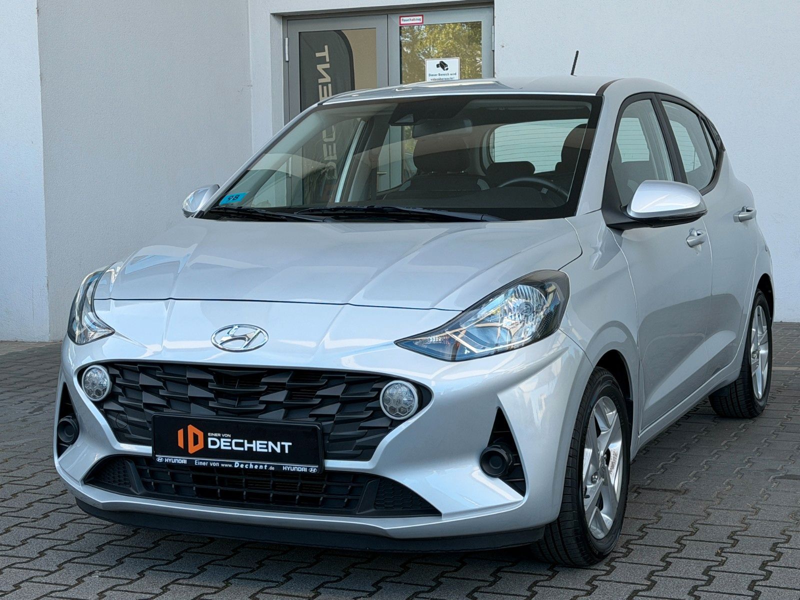 Fahrzeugabbildung Hyundai i10 1.2 Trend SHZ,PDC,AUT,DynLicht,FLA,LM,SpurH