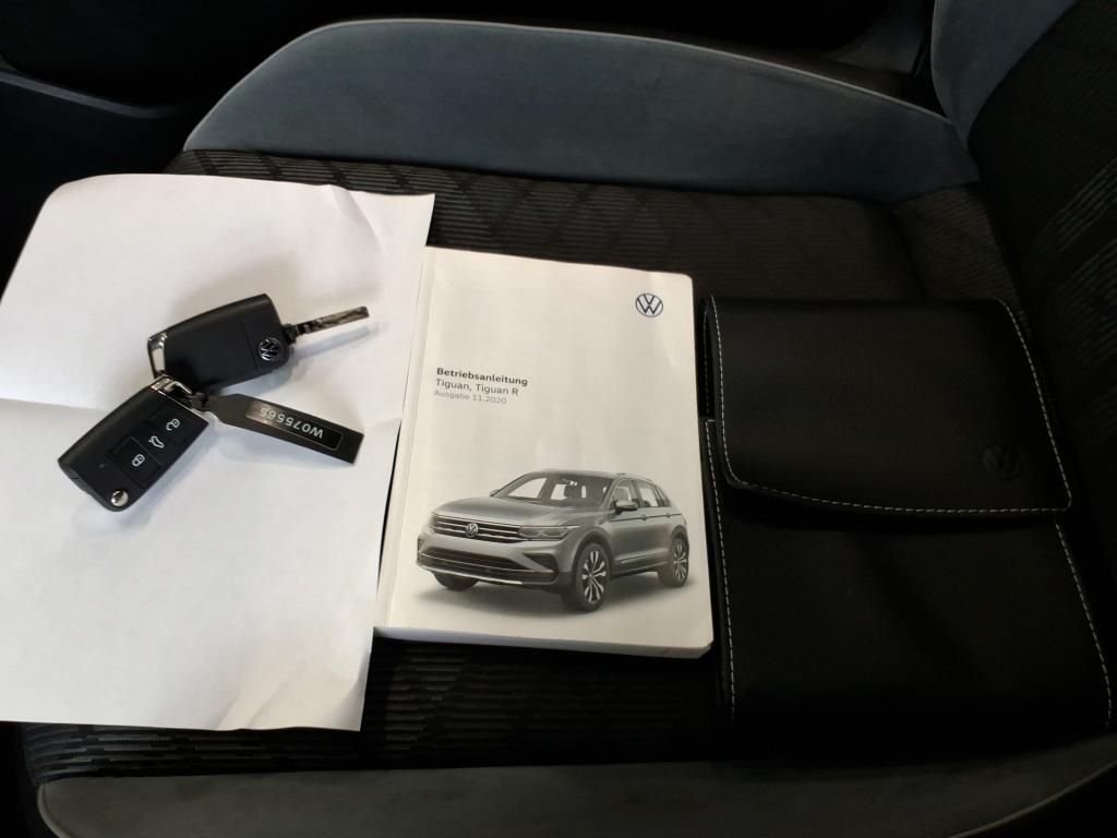 Volkswagen Tiguan R-Line 1.5 TSI 110kW 7-Gang DSG 4 Türen