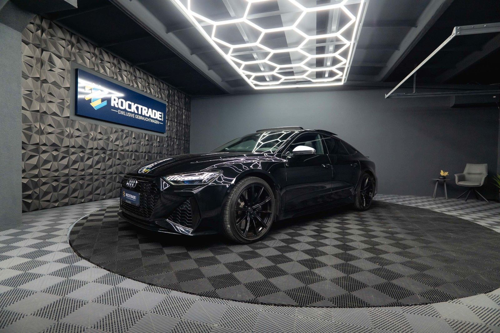 Fahrzeugabbildung Audi RS7 4.0 TFSI quattro | SKY Lounge | Pano | LASER