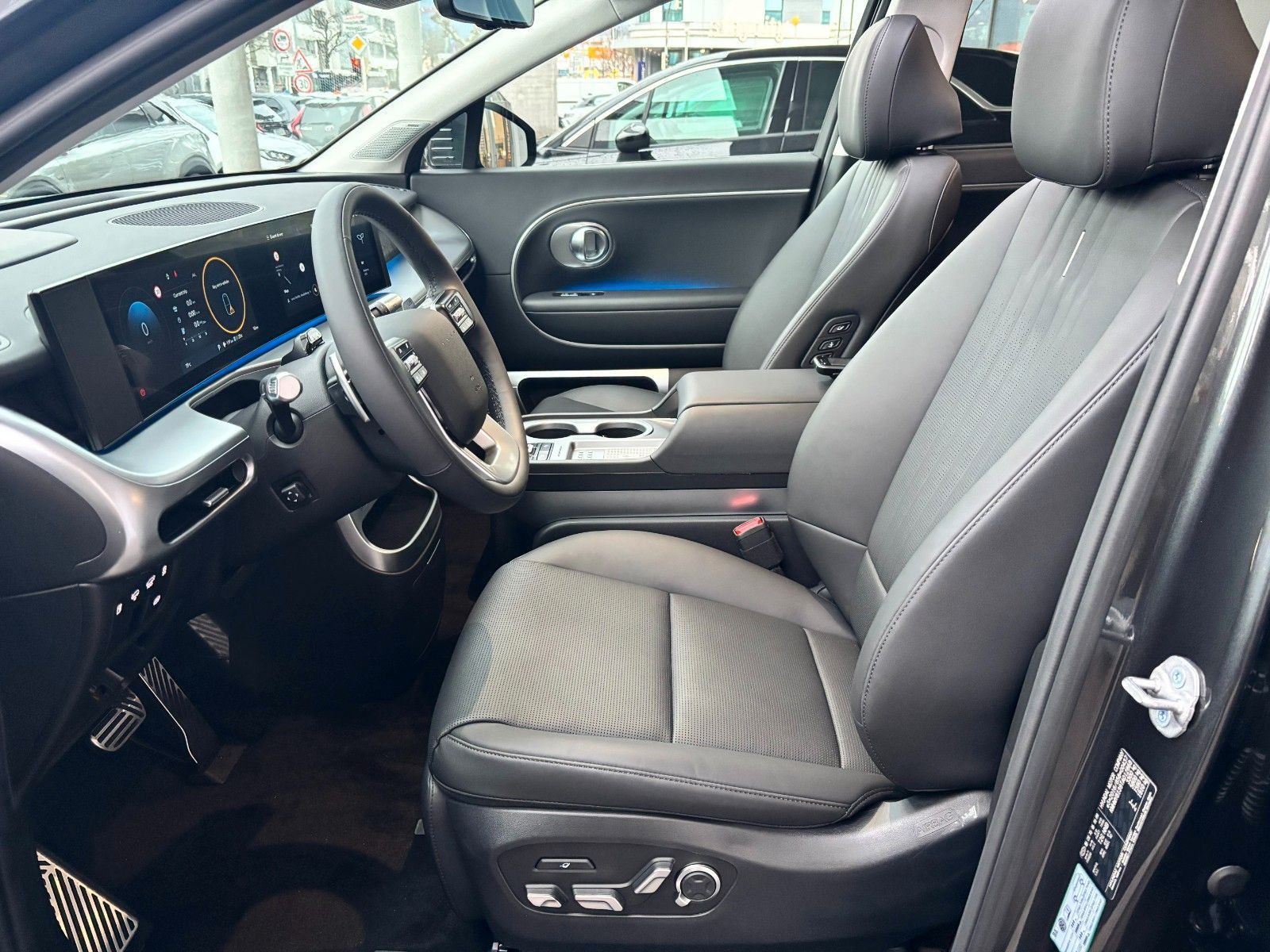 Fahrzeugabbildung Hyundai Ioniq 9 Elektro 7-Sitzer W Uniq 360,HUD,Kamera