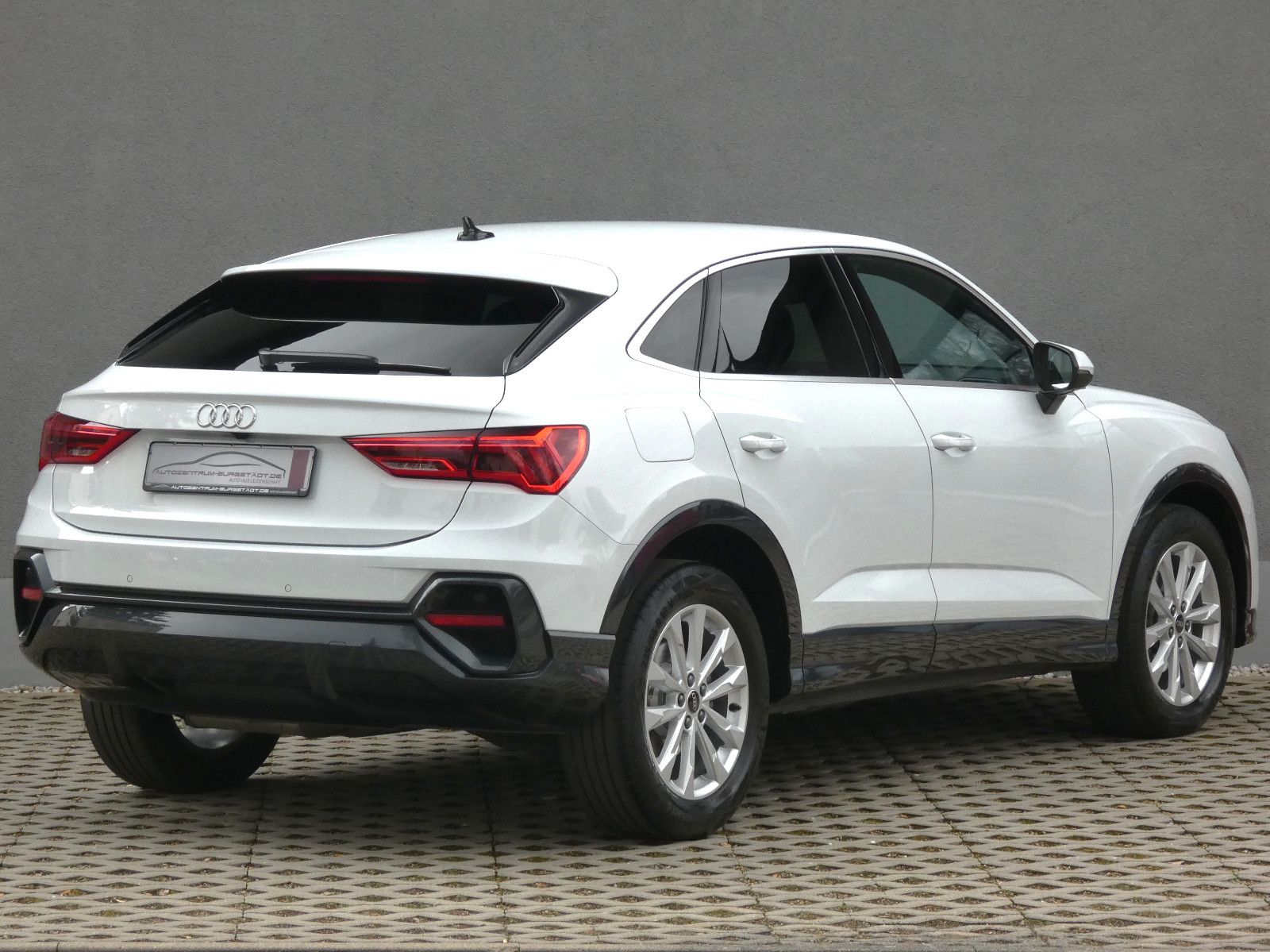 Audi Q3 Sportback 35 TDI S-tronic/Business/LEDdyn/18" foto 5