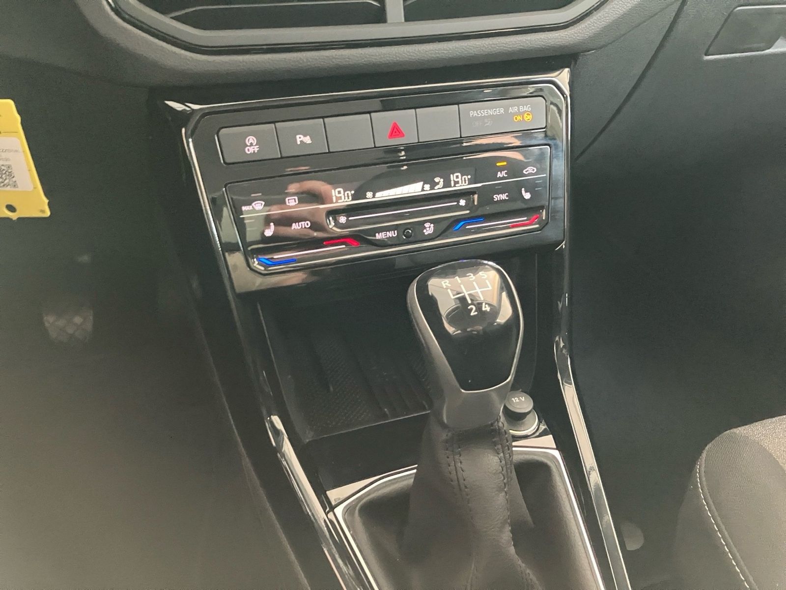 Volkswagen T-Cross - Bild 15