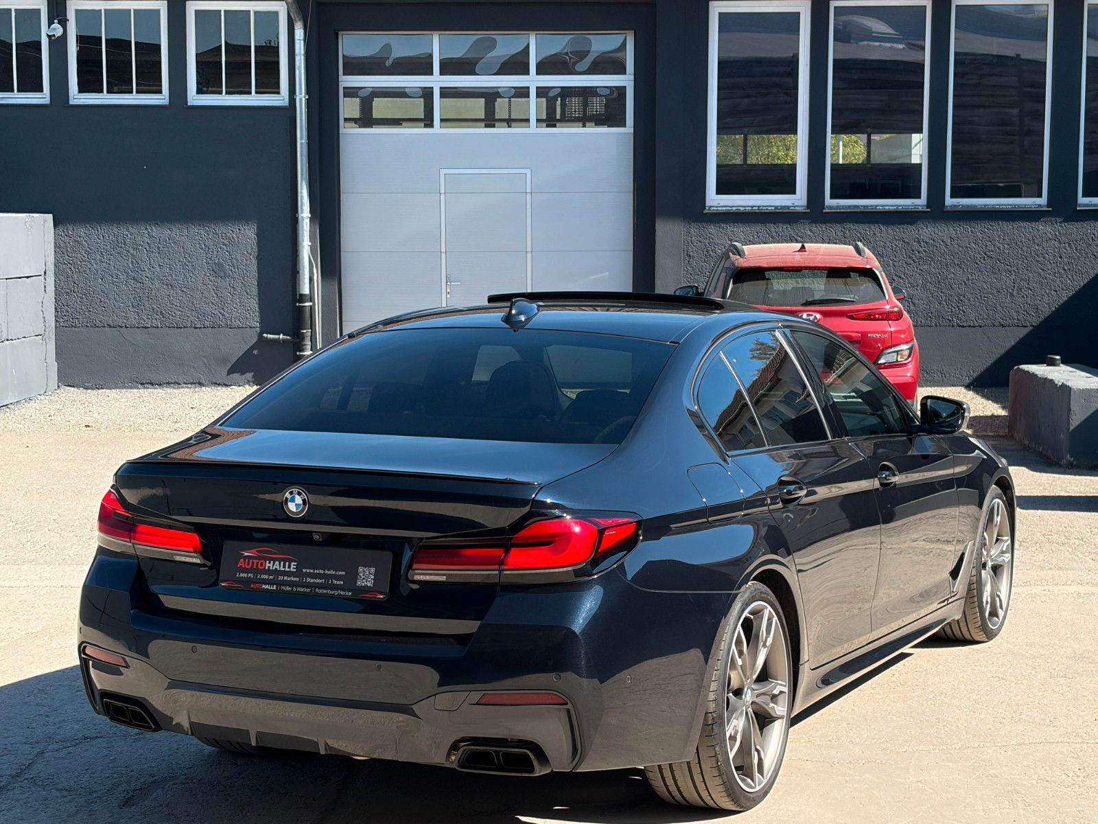Fahrzeugabbildung BMW M550i xDr GSD Laser HuD 360° DAProf SBL H&K AHK