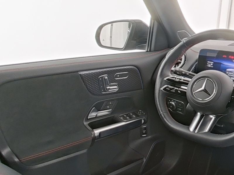 Mercedes-Benz EQB 250 AMG-PREMIUM NIGHT FAHRASSISTENZPAKET foto 6