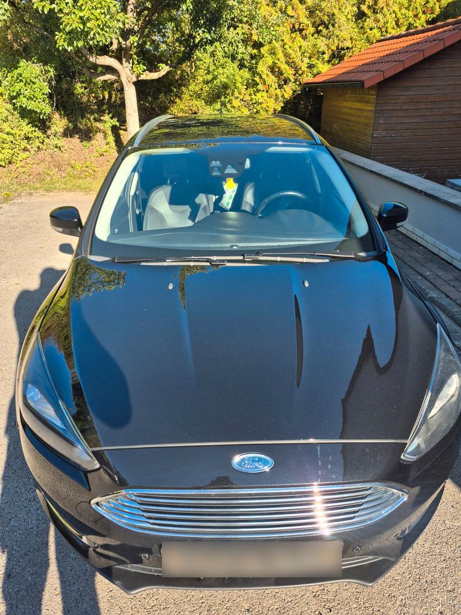 Ford Focus 2015 — photo 11