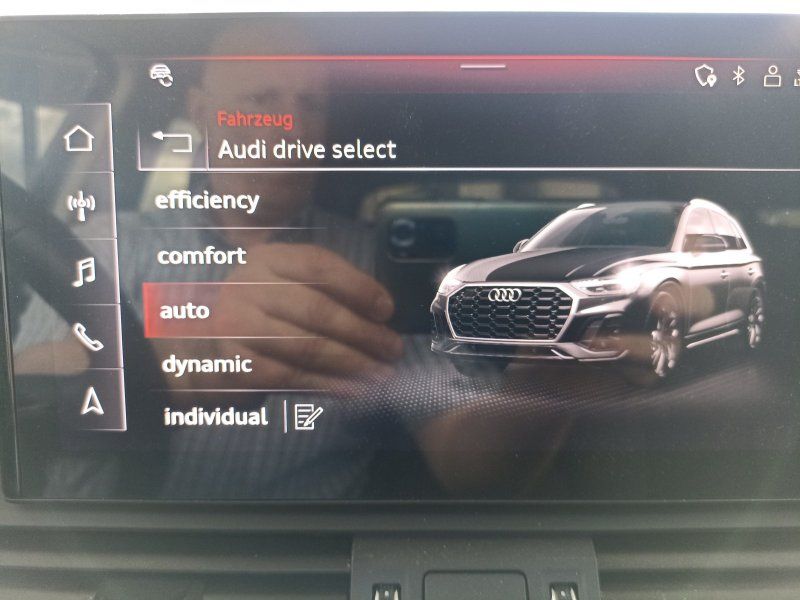 Fahrzeugabbildung Audi Q5 40 TDI quattro S tronic MH-V+NAVI+MATRIX+PDC+