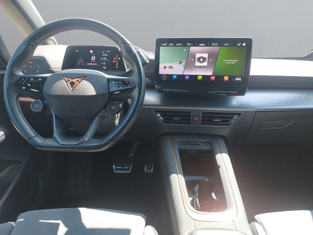 Born Navi*Digitales Cockpit*Massagesitze*LED*ACC