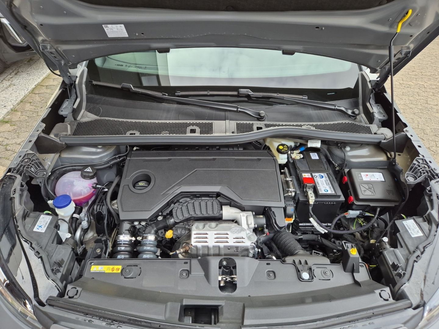 Peugeot 2008 - Bild 14