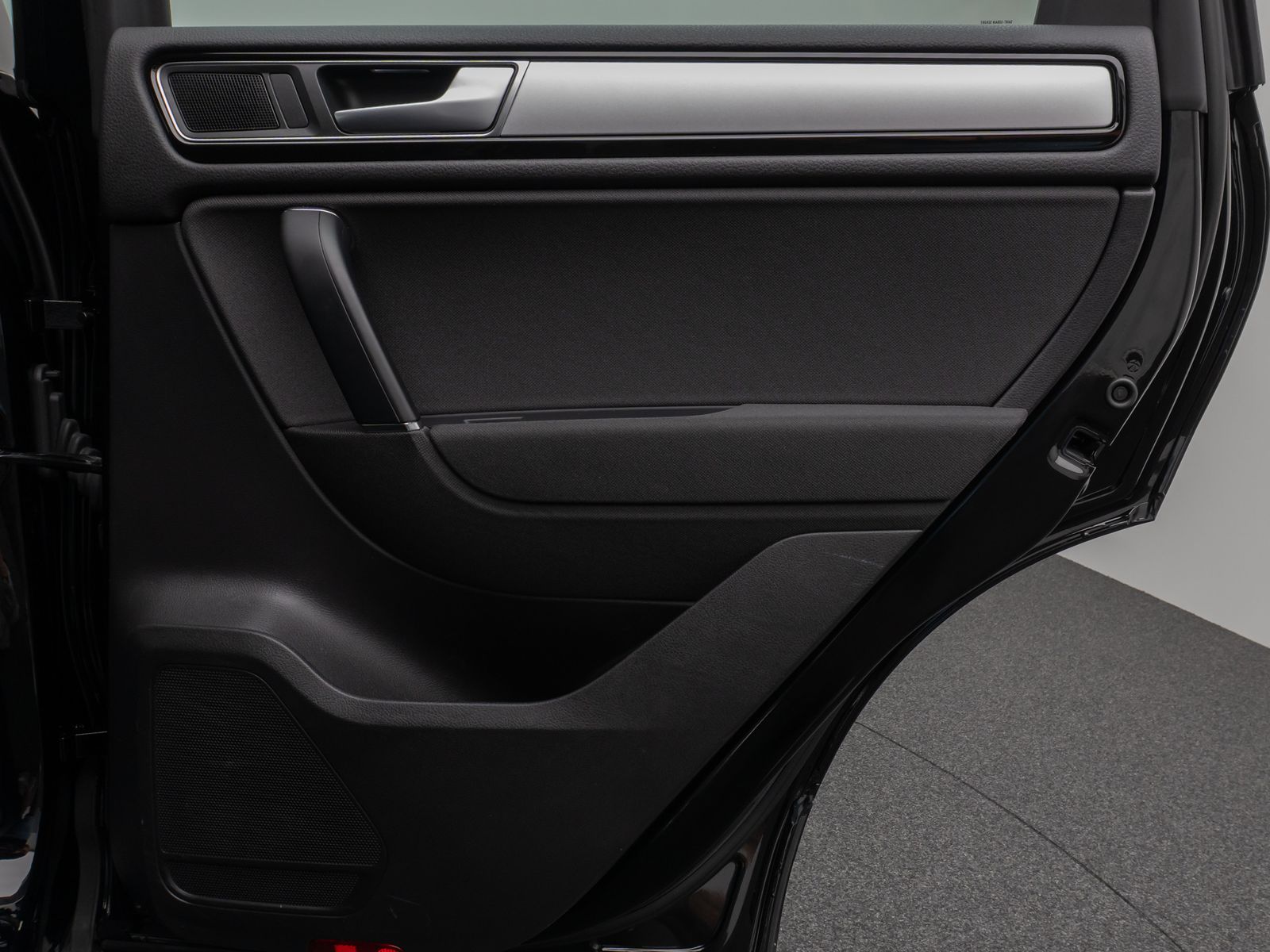 Fahrzeugabbildung Volkswagen Touareg 3.0 TDI V6 Terrain Tech 4Mot PDC BiXenon