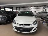 Opel Astra J Lim. 5-trg. Fun  1-Hand *56.000km* - Opel Astra: Limousine, F