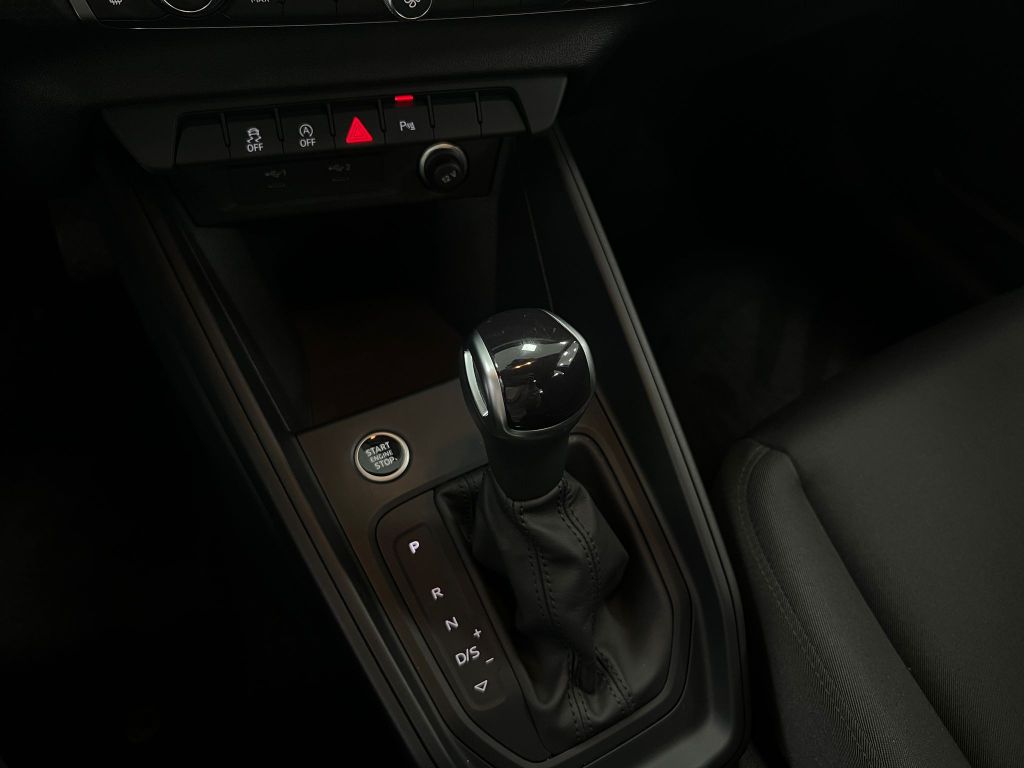 Audi A1 35 TFSI S-line*S-TRONIC*LED*VIRTU*MMI*