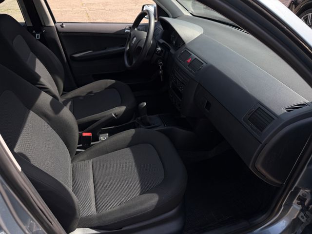 Fabia Combi 1.4, Scheckheft, 1. HAND, TÜV NEU Bild 11