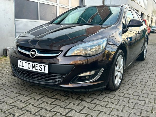 Opel Astra J Sports Tourer Selection