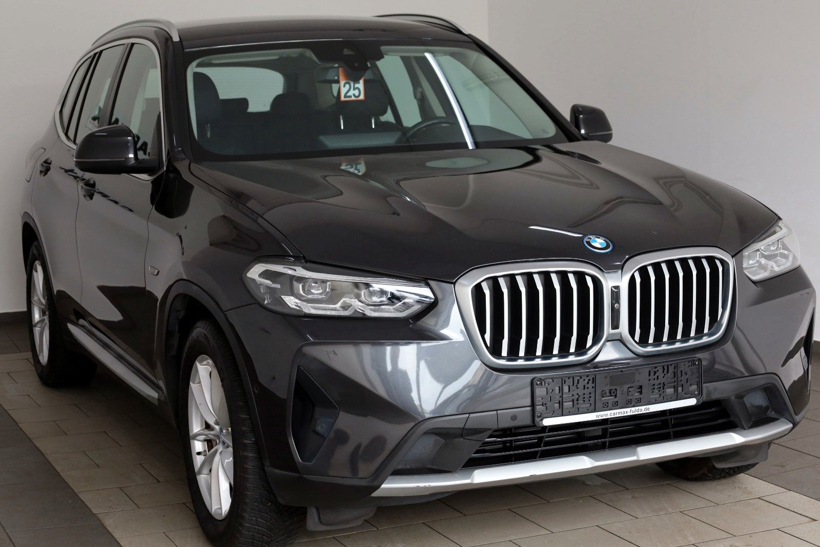 Fahrzeugabbildung BMW X3 xDrive 30e,Leder,Navi,LED,SH,360Kamera,AHK
