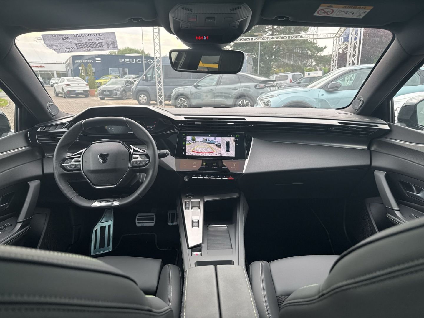 Fahrzeugabbildung Peugeot 408 GT HYBRID 145 e-DSC6 El. Panodach Navi ACC
