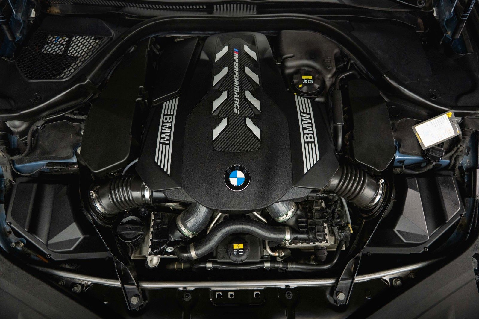 Fahrzeugabbildung BMW M850i xDrive Performance Stage 2 - 732PS Carbon