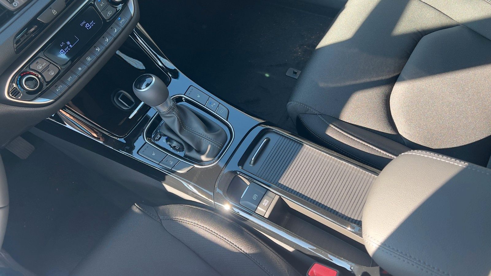 Fahrzeugabbildung Hyundai i30 1.0 T-GDI Advantage *Navi*CarPlay*RFK*LED*