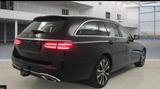 Mercedes-Benz E 300 e VollLeder*AHK*LED*Navi*DAB*18*1Hand - Mercedes-Benz E 300 mit Hybrid-Antrieb: Automatik