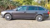 Skoda Superb 2.0 TSI DSG Ambition Combi Ambition - Skoda Superb aus 2011: Kombi