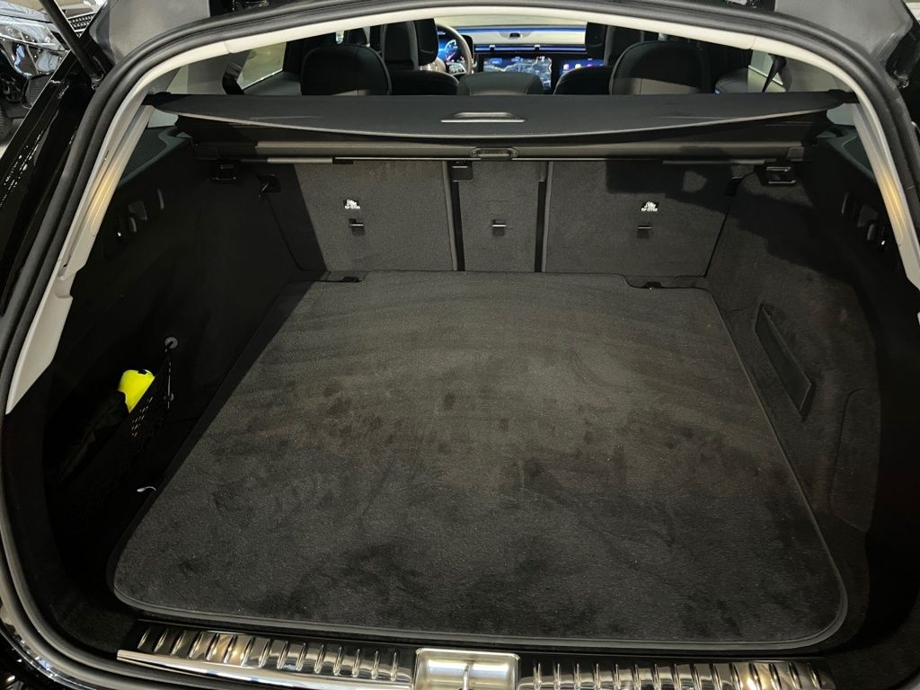 Fahrzeugabbildung Mercedes-Benz E 450 dT 4M AHK Pano Sitzklima Superscreen 360°