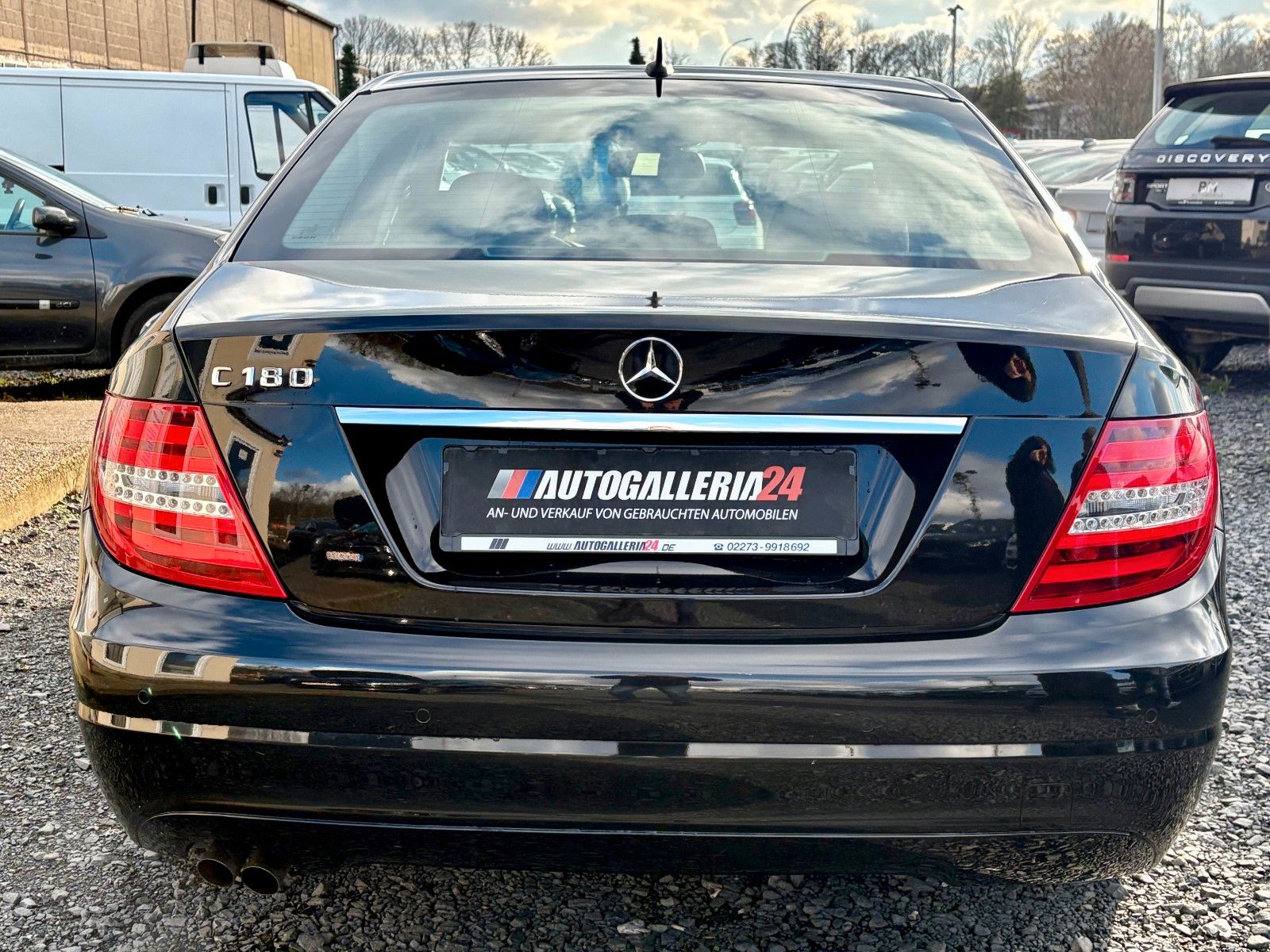 Fahrzeugabbildung Mercedes-Benz C 180 CGI Limo Classic Aut. Navi el. Sitze SPORT