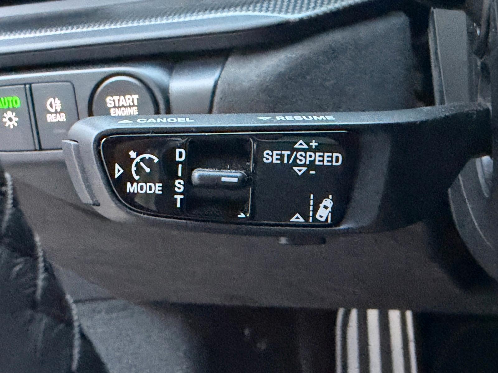 Porsche .2 911 Targa 4 GTS T-Hybrid BURMESTER PCCB LIFT