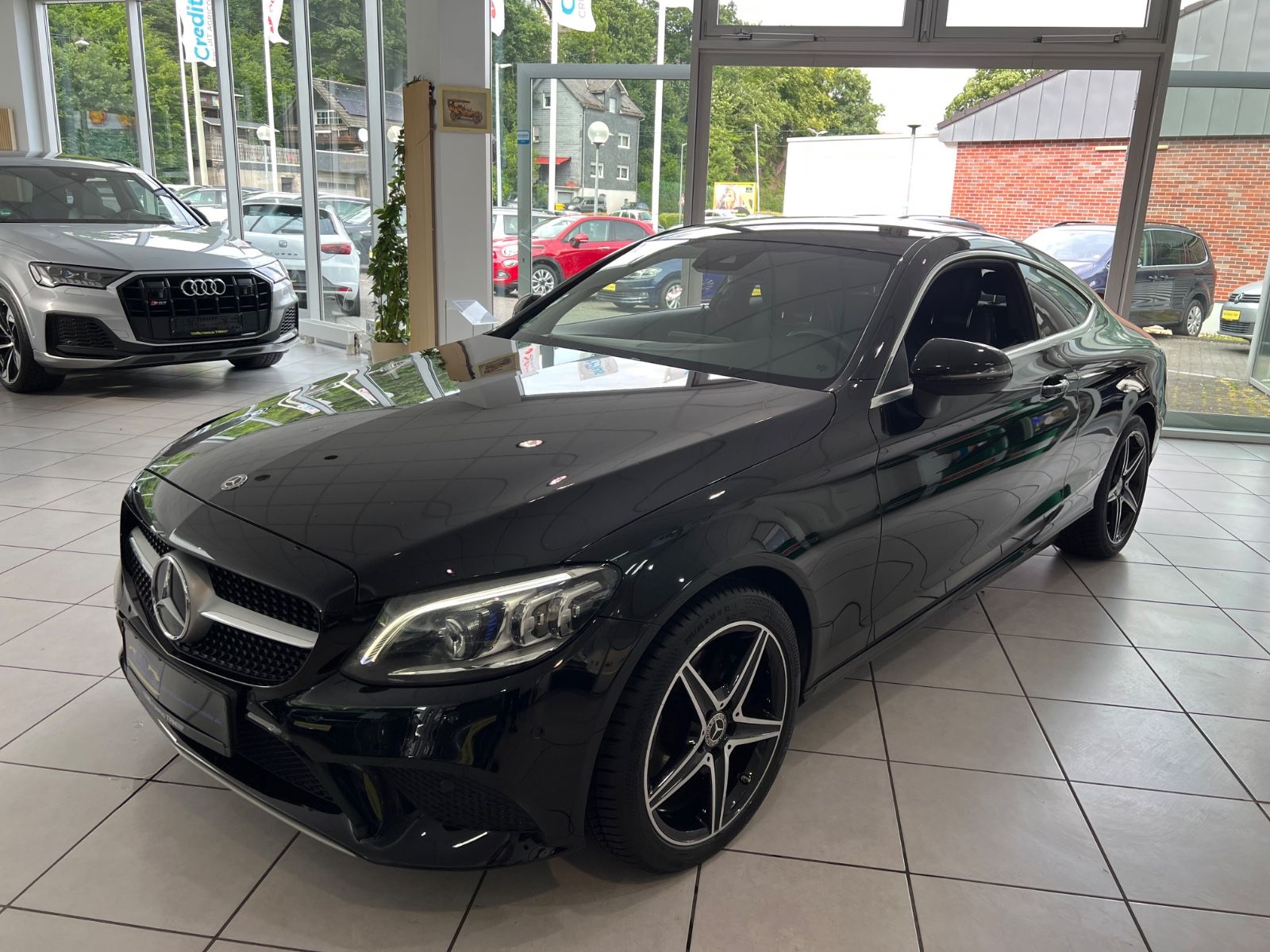Fahrzeugabbildung Mercedes-Benz C 220 d Coupe * AMG FELGEN *