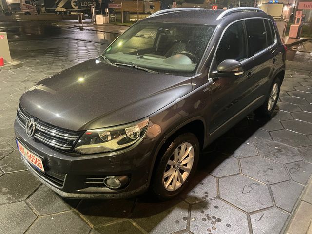 Volkswagen Tiguan Lounge Sport & Style 4Motion