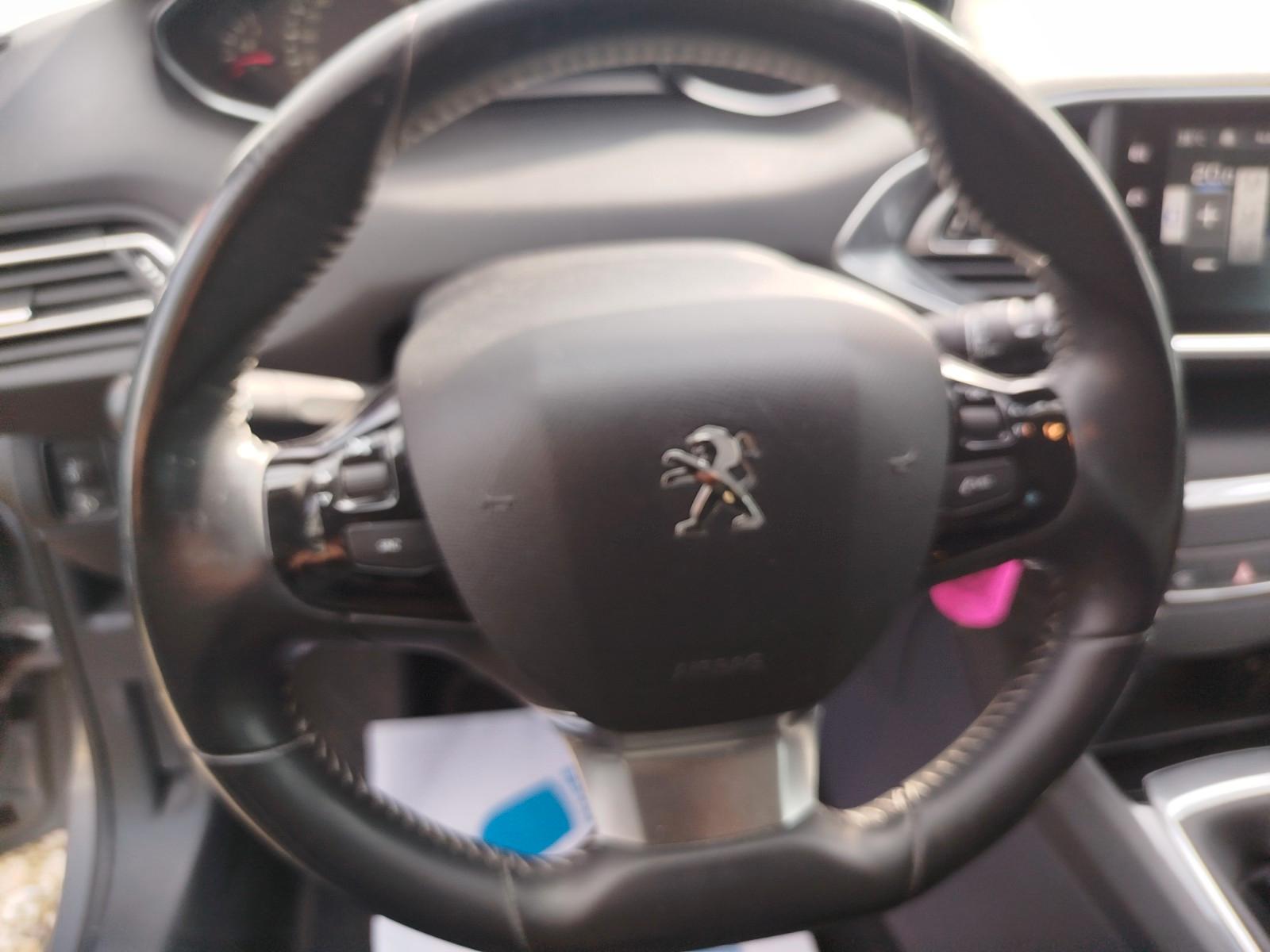 Peugeot 308 Active PureTech 130*EU6*Navi*BlueT*Sta.-Sto.