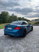 BMW M2 LCI Perfekter Zustand Liebhaberfahrzeug  - blaue BMW M2