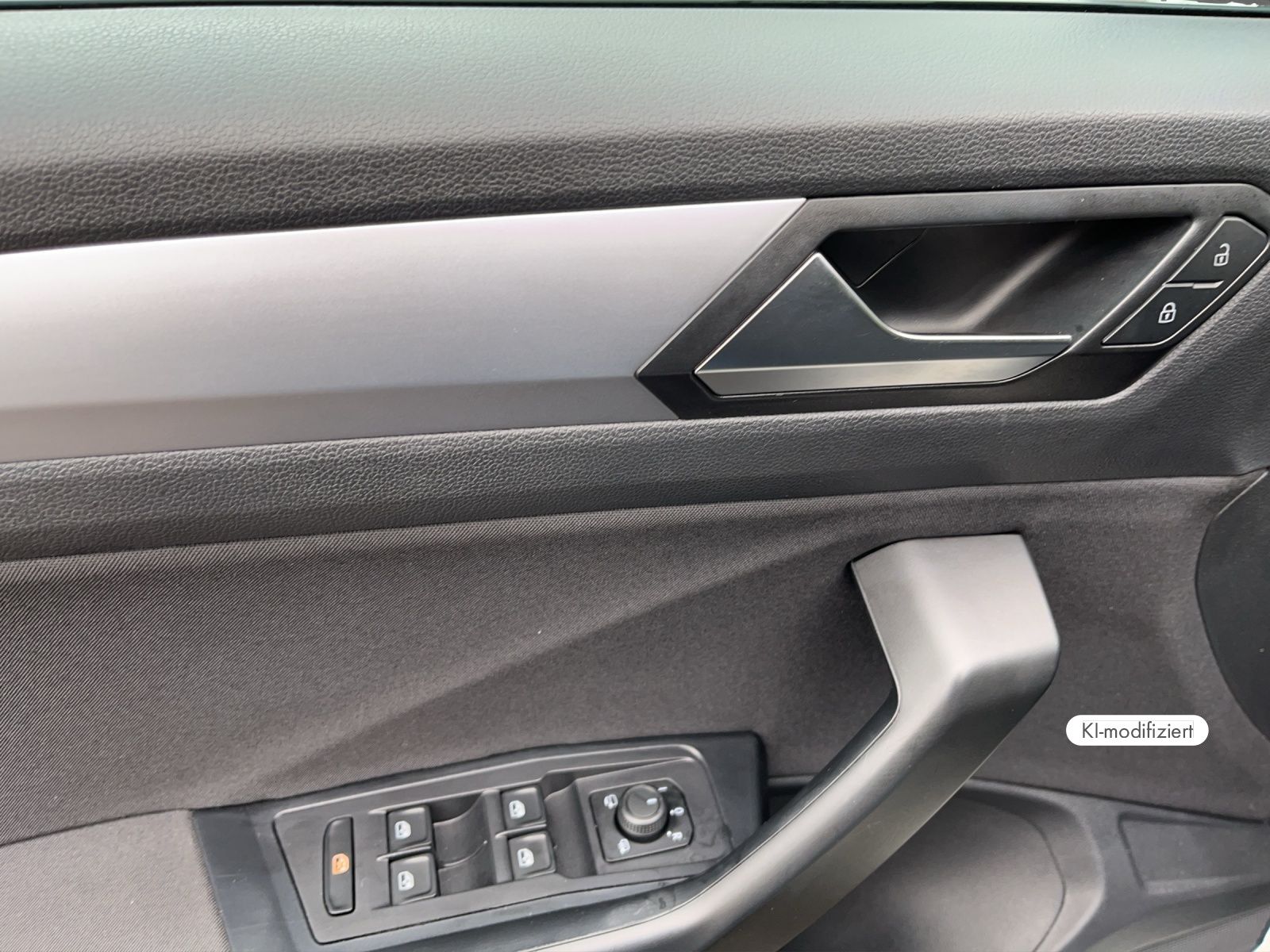 Volkswagen T-Roc - Bild 14