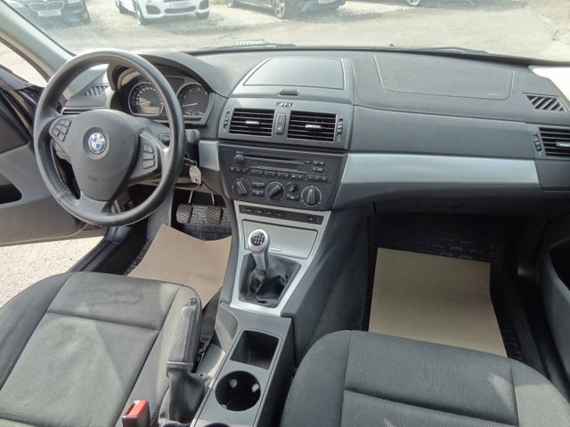 Fahrzeugabbildung BMW X3 2.0d/4x4/2.Hand/SitzH/TopZustand/Alu/