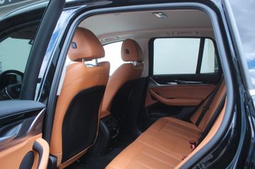 BMW X3 - 11